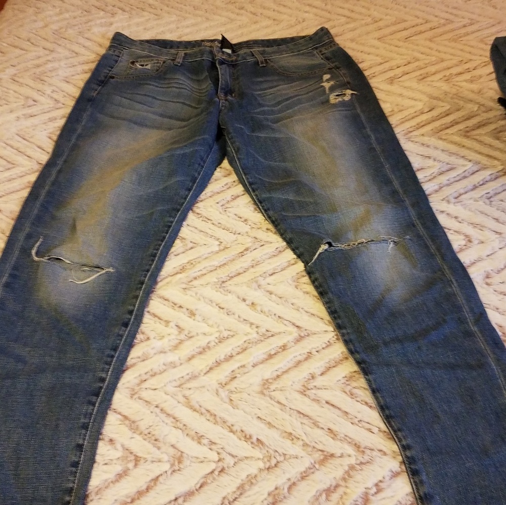 Women's jeans